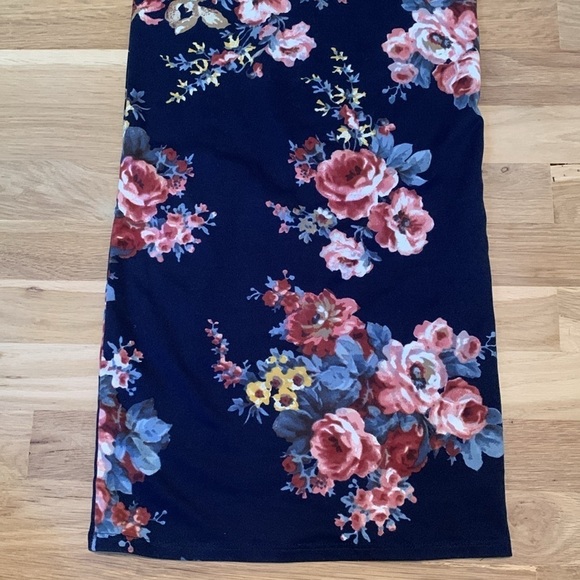 Mother Bee Maternity Cold Shoulder Body-Con Floral Dress Women’s S - Picture 4 of 10